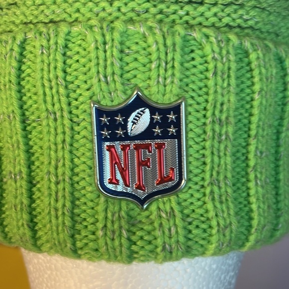 New Era Knit Rush NFL Seattle Seahawks Beanie Hat Cap Wool Blend Lining OSFM - Picture 5 of 13